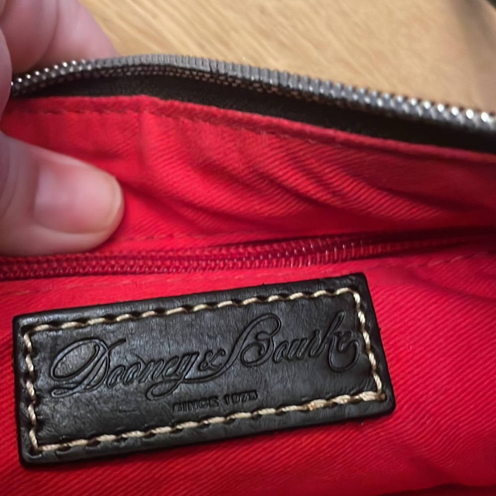 DOONEY & BOURKE (MINT) AUTHENTIC CROSSBODY, NWT - Picture 11 of 14